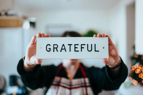 Feeling Thankful? Here’s How to Express Gratitude for Thanksgiving 2021